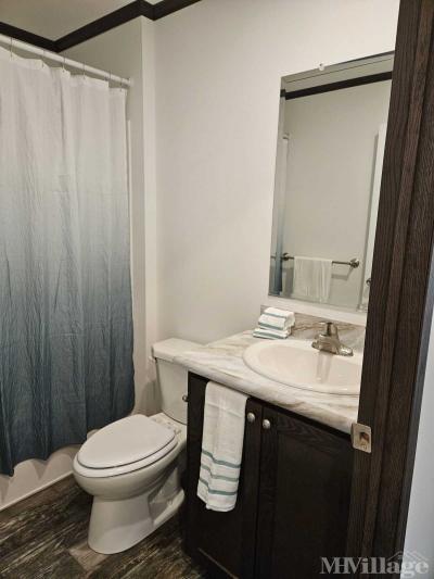 Photo 4 of 13 of park located at 2201 East Macarthur Road Wichita, KS 67216