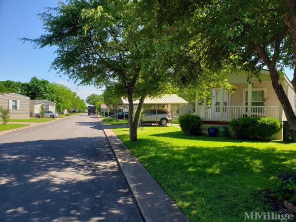 Photo of Forest Oaks Village, Austin TX