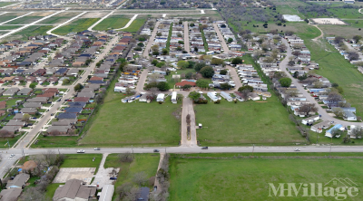 Photo 4 of 5 of park located at 7800 Forest Hill Drive Fort Worth, TX 76140