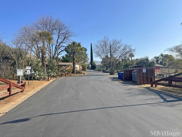 Photo of Castle Rock Mobile Ranch, Woodlake CA