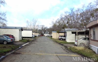 Photo 2 of 6 of park located at 6404 Texoma Pkwy, 81-B Sherman, TX 75090