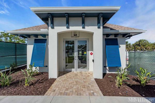 Photo 1 of 2 of park located at 12100 Seminole Boulevard, #52 Largo, FL 33778