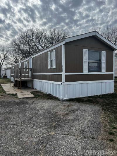 Photo 5 of 16 of park located at 1707 East Blanchard Street Hutchinson, KS 67501