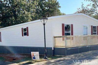 Photo 4 of 6 of park