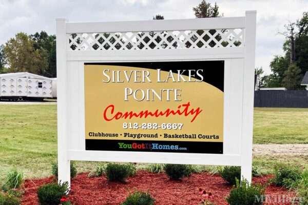 Photo of Silver Lakes Pointe, Clarksville IN