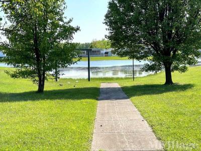 Photo 3 of 13 of park located at 699 Michelle Drive Lynwood, IL 60411