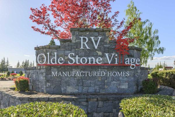 Photo of Olde Stone Village, McMinnville OR