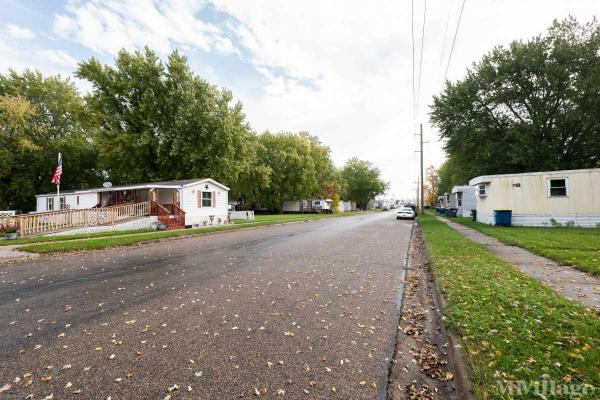 Photo of Holiday Park Village, Jamestown ND