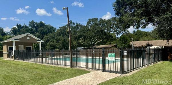 Photo 1 of 2 of park located at 11522 Cantebury Dr Seffner, FL 33584