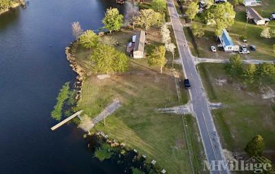 Photo 3 of 3 of park located at Oakland Dr Cross, SC 29436