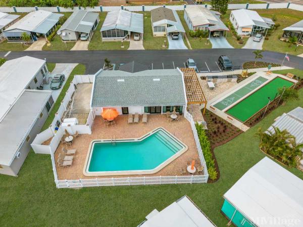 Photo 1 of 2 of park