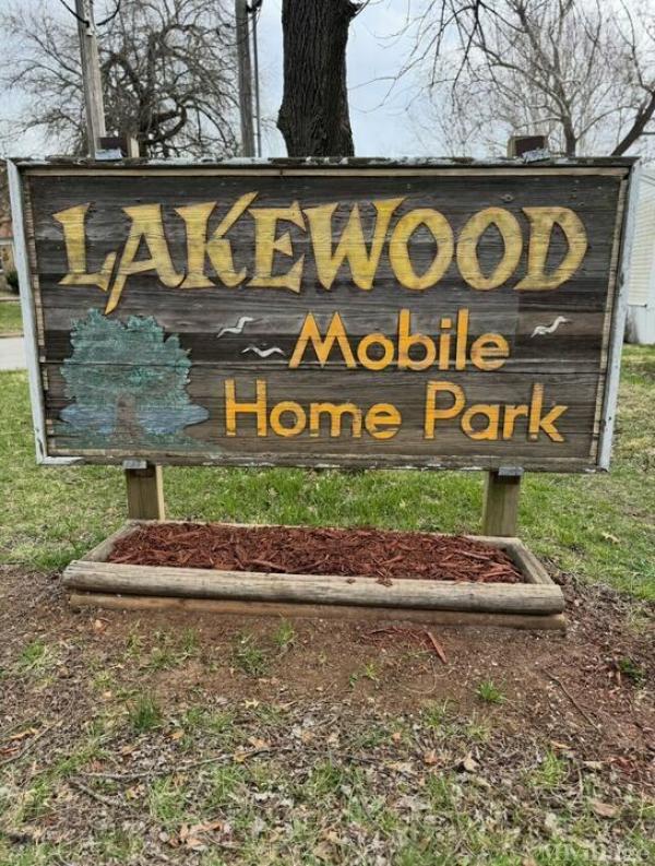 Photo 1 of 2 of park located at 2710 N Farm Rd 137 Springfield, MO 65803