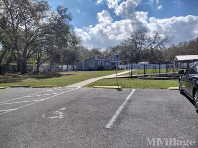 Photo 5 of 13 of park located at 41297 Infinity Street Weirsdale, FL 32195