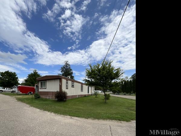 Photo of Oak Hill Mobile Home Park, Bay City WI