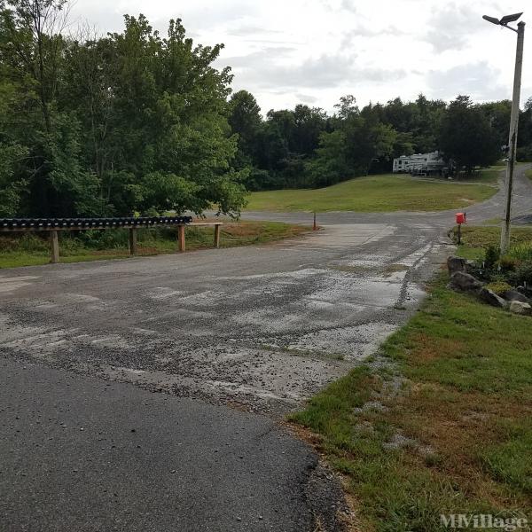Photo 0 of 2 of park located at Beulah Dr Louisville, TN 37777