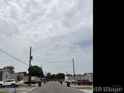Mobile Home Park in Scott LA