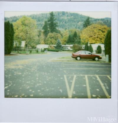 Mobile Home Park in Creswell OR