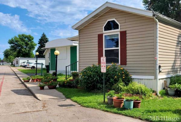 Photo 1 of 1 of park located at 631 Countryside Trailer Court Fargo, ND 58103
