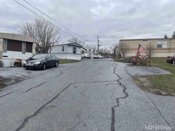 Photo of Hilltop Acres Mobile Home Park, Manheim PA
