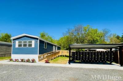 Photo 3 of 5 of park located at 162 Watson Drive Maryville, TN 37801