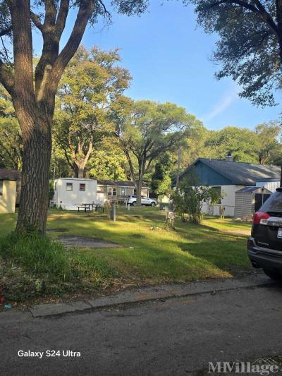 Photo 4 of 15 of park located at 2481 W Sherman Blvd Norton Shores, MI 49441