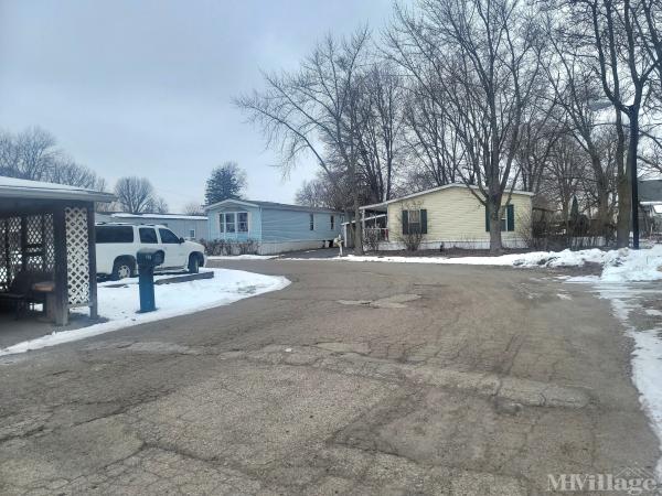 Photo of Riley Mobile Home Court, Greenfield IN