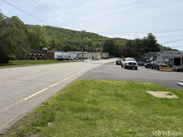 Photo of Cross Residential MHP, Thomaston CT