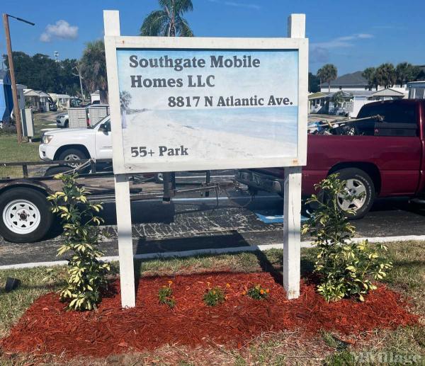 Photo 1 of 2 of park