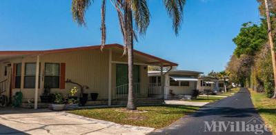 Photo 2 of 5 of park located at 37924 Boston Avenue Zephyrhills, FL 33542