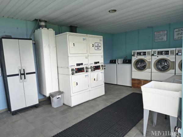 Photo 0 of 2 of park located at 1915 Seminole Blvd Largo, FL 33778