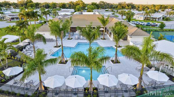 Photo 1 of 2 of park located at 1500 Manatee Road Naples, FL 34114