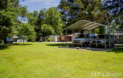 Photo 2 of 7 of park located at 2075 Highway 5 North Mountain Home, AR 72653