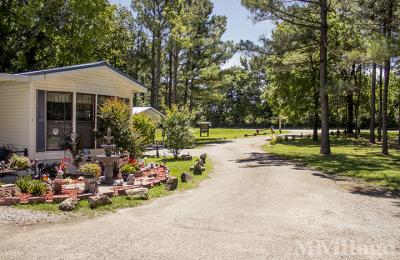 Photo 4 of 7 of park located at 2075 Highway 5 North Mountain Home, AR 72653