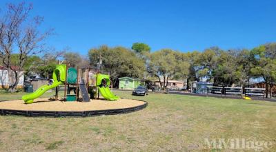 Photo 2 of 10 of park located at 1011 Uhland Rd #11 San Marcos, TX 78666