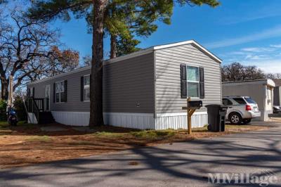 Photo 3 of 6 of park located at 160 E Hurst Blvd Hurst, TX 76053