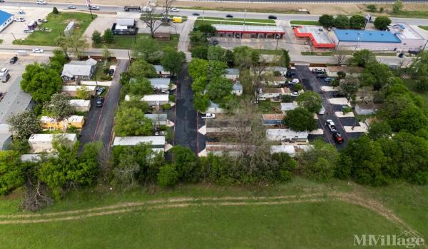 Photo 1 of 2 of park located at 426 Linda Dr. San Marcos, TX 78666