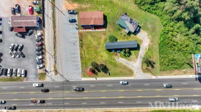 Photo 4 of 57 of park located at 4801 Sunset Blvd Lot 108 Lexington, SC 29072