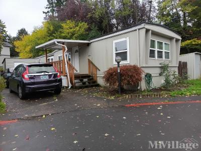 Mobile Home Park in Fairview OR