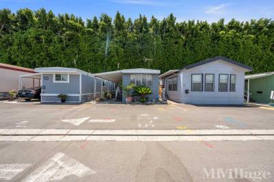 Mobile Home Park in Paramount CA