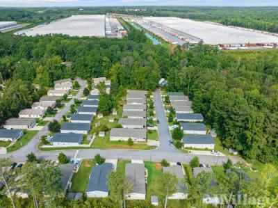 Photo 2 of 44 of park located at 916 Hwy 16 East Newnan, GA 30263