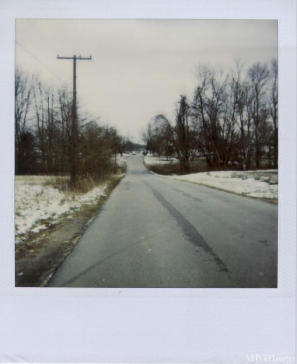 Photo 0 of 2 of park located at 1203 North 3rd Street Bardstown, KY 40004