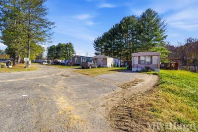 Photo 2 of 4 of park