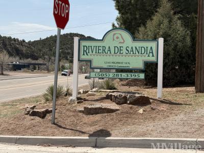 Mobile Home Park in Cedar Crest NM