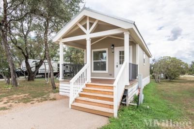 Mobile Home Park in Spicewood TX