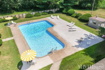 Photo 4 of 6 of park