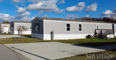 Photo 5 of 11 of park located at 7721 Nc-41 Lumberton, NC 28358