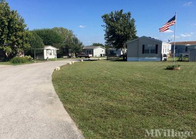 Photo 3 of 9 of park located at 102 Horseshoe Loop Liberty Hill, TX 78642