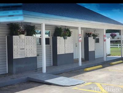 Photo 2 of 5 of park located at 6206 Wade Rd. Baytown, TX 77521