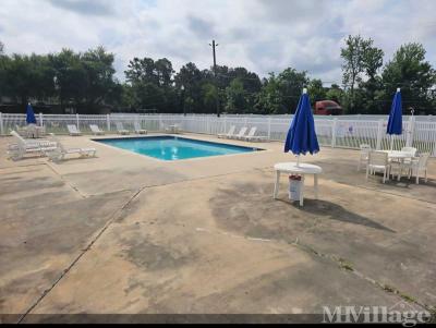 Photo 3 of 5 of park located at 6206 Wade Rd. Baytown, TX 77521