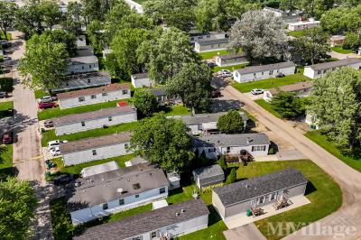 Photo 4 of 11 of park located at 23 Sistek Road Gardner, IL 60424